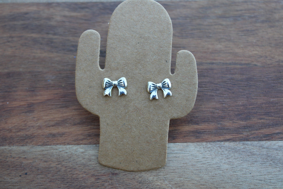 Bow studs