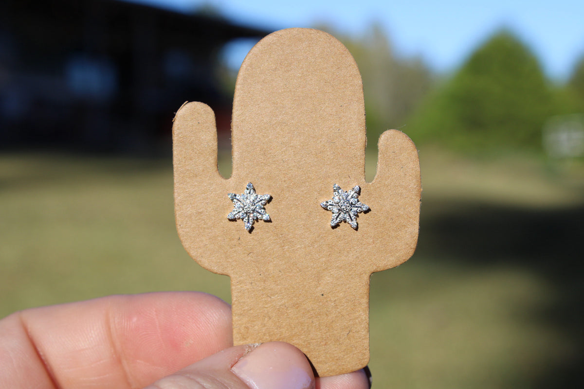 Snowflake studs