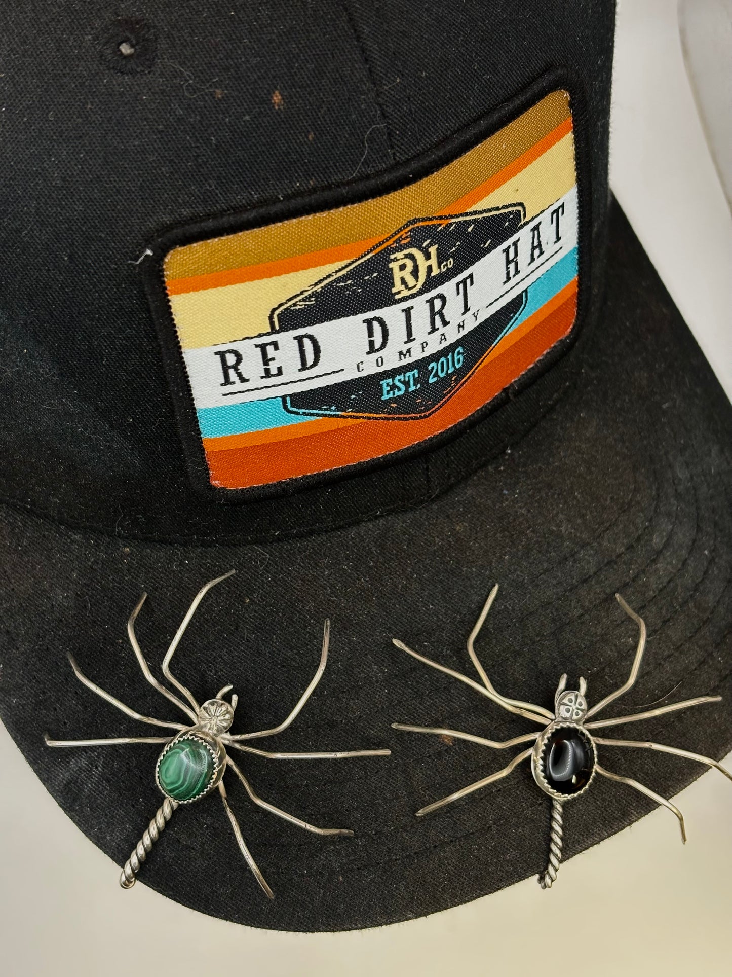 Onyx Creepy Crawly