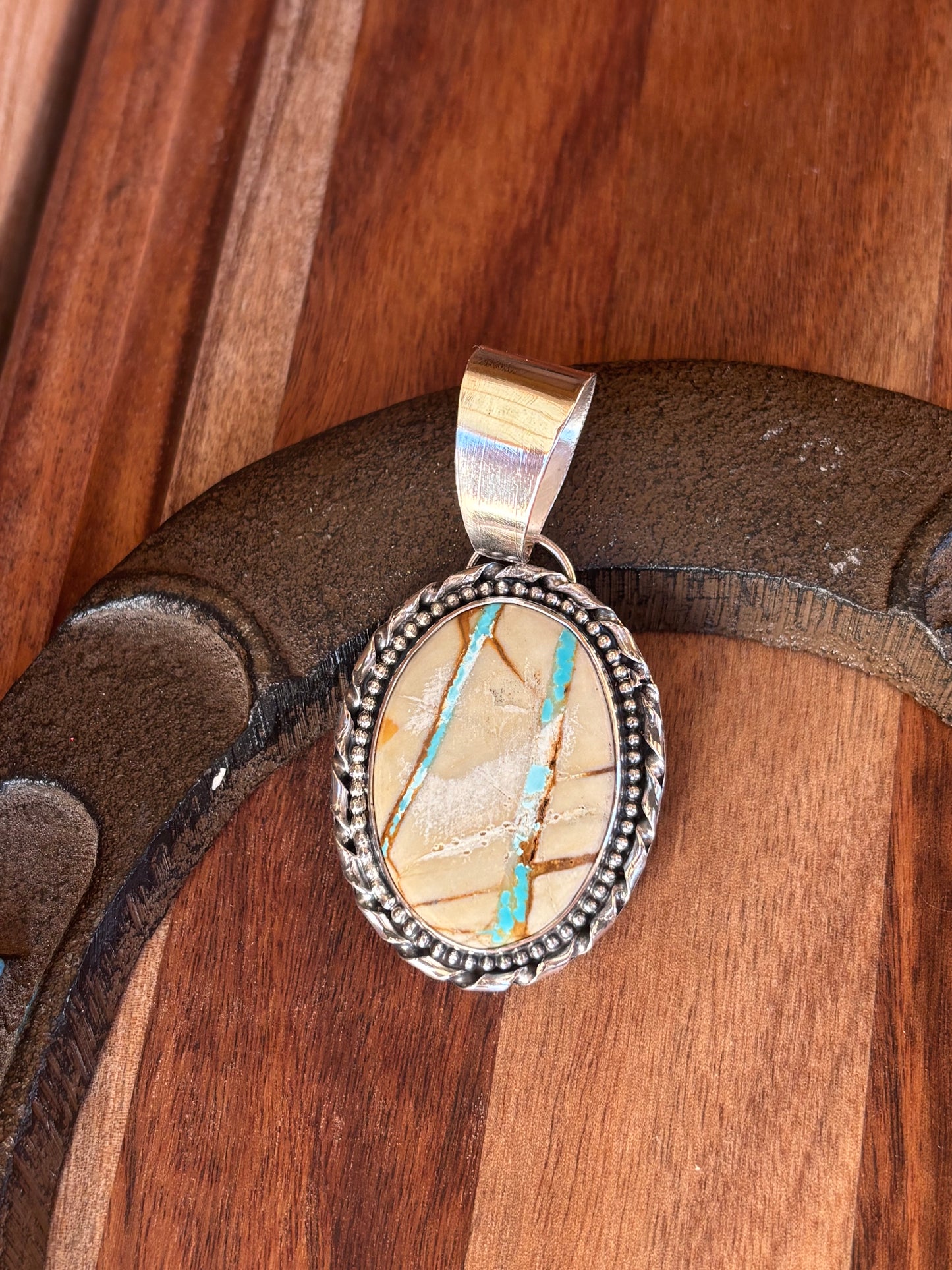 Royston Ribbon Pendant