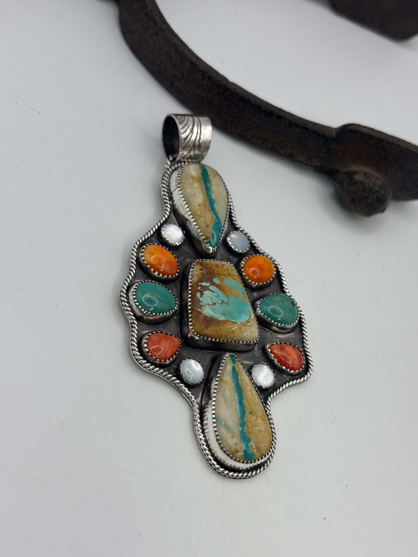 Royston mixed Pendant