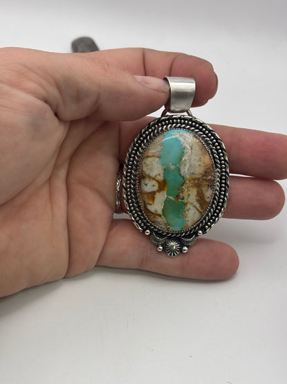 Royston Ribbon pendant