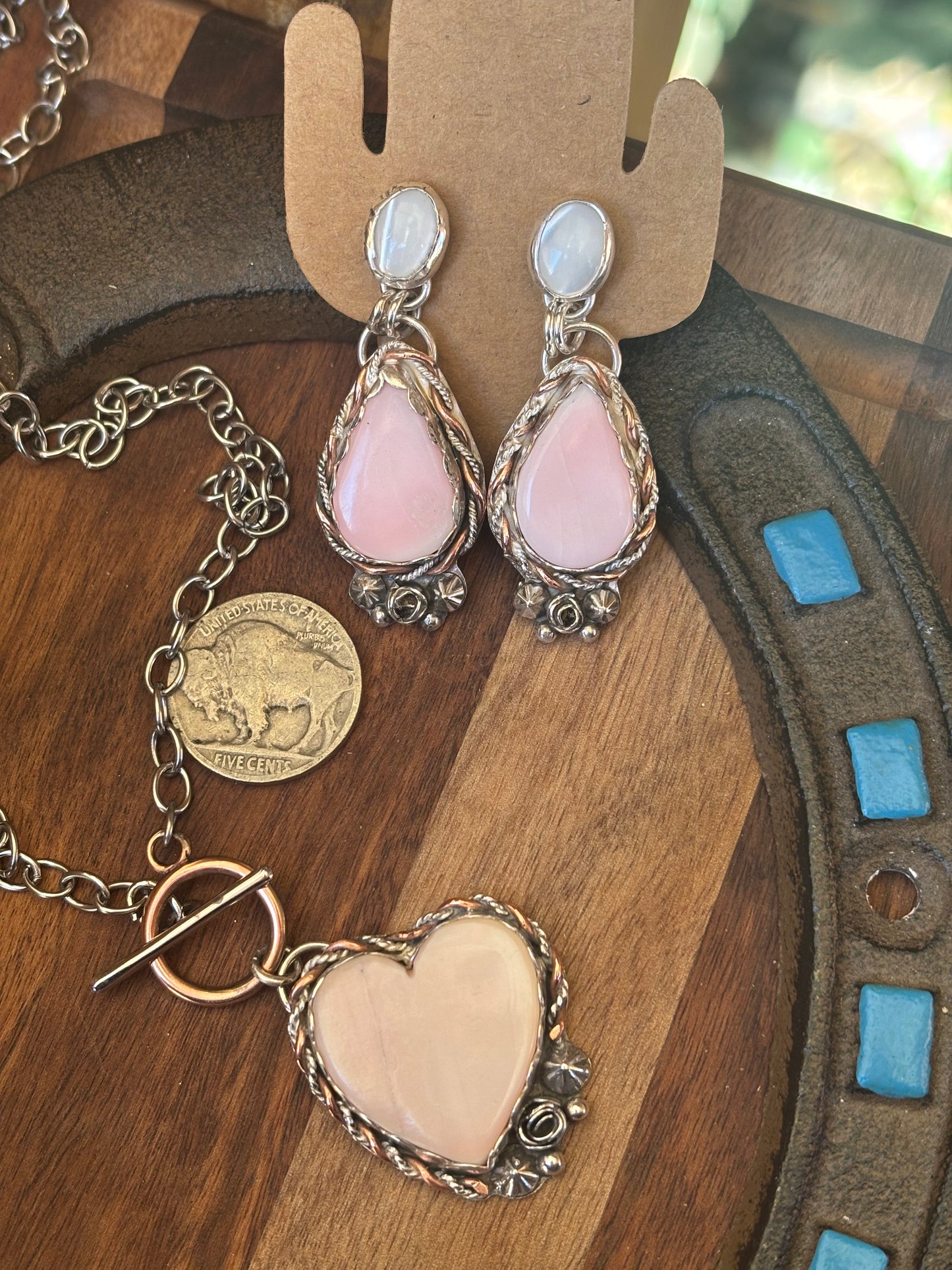 Pink Conch Sweetheart earrings