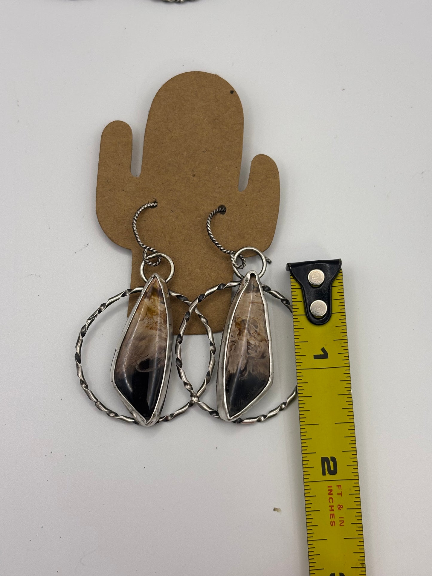 Palm dangles