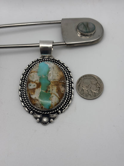 Royston Ribbon pendant