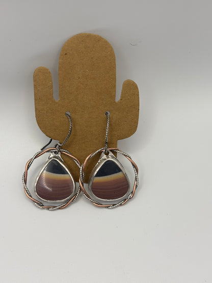 Desert Lover’s dangles