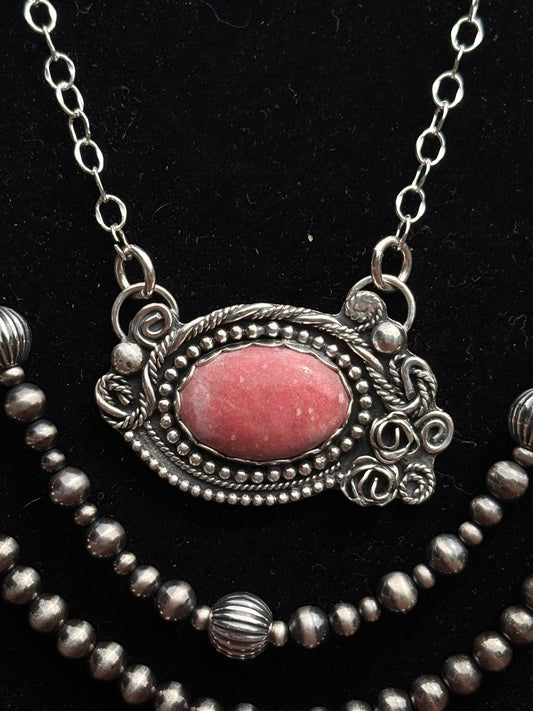Dreamy Rose Necklace