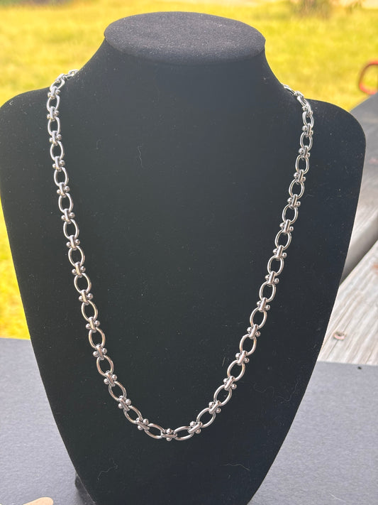 Gridiron Necklace