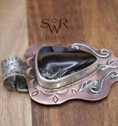 The Troubadour Pendant