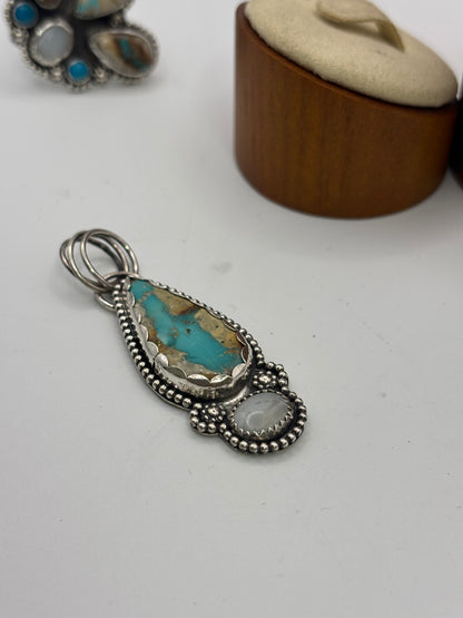 The Sophie pendant